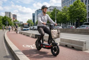 Bicicleta Elétrica Yoo Mobility Y-200 350w scaled